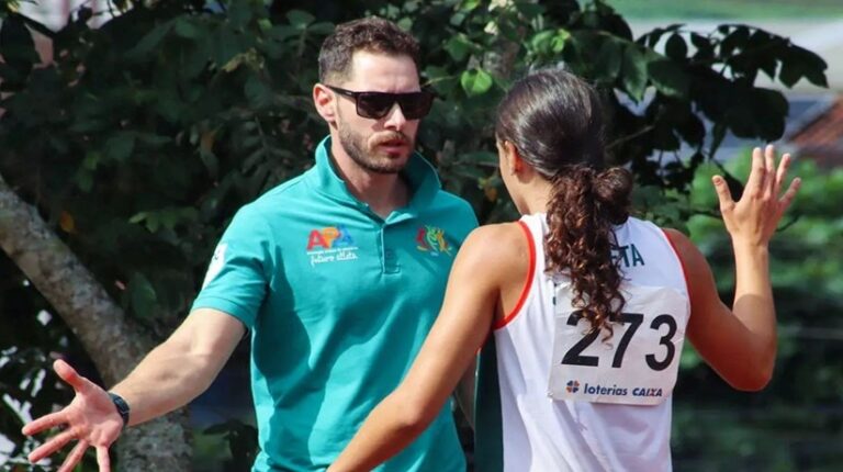 Técnico de atletismo busca ajuda para tratamento contra câncer raro