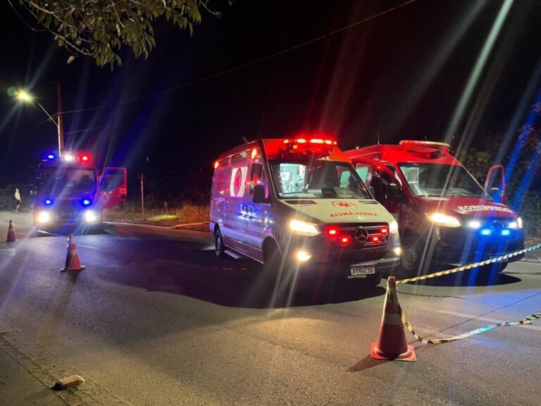 Saída de pista seguida de capotamento mobiliza bombeiros e Samu em Massaranduba Saída de pista seguida de capotamento mobiliza bombeiros e Samu em Massaranduba