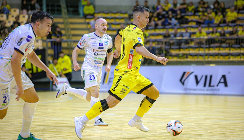 Futsal: Jaraguá bate o São Lourenço na Arena pela Série Ouro